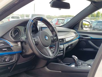 BMW X6 - 12