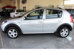 Fahrzeugabbildung Dacia Sandero Stepway