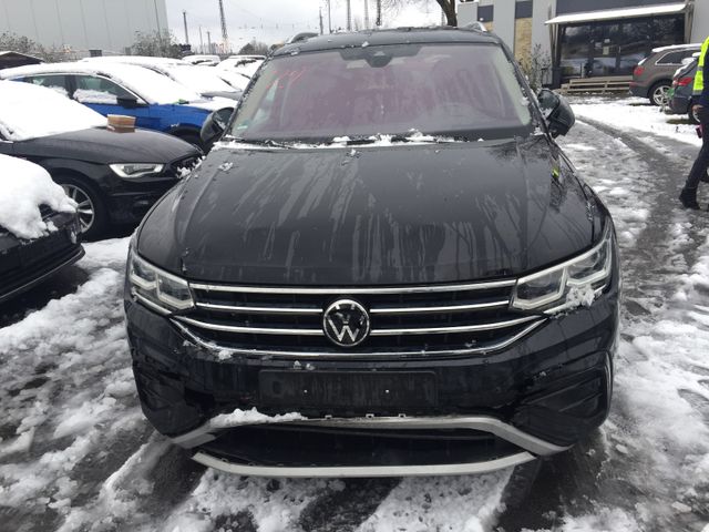 Volkswagen Tiguan  2,0 Allspace Elegance 4Motion