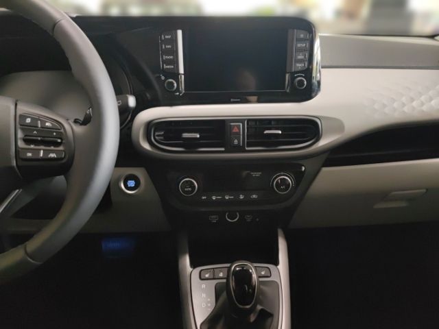Fahrzeugabbildung Hyundai i10 (MY25) 1.2 Benzin Prime, Smart Key Navi Digi