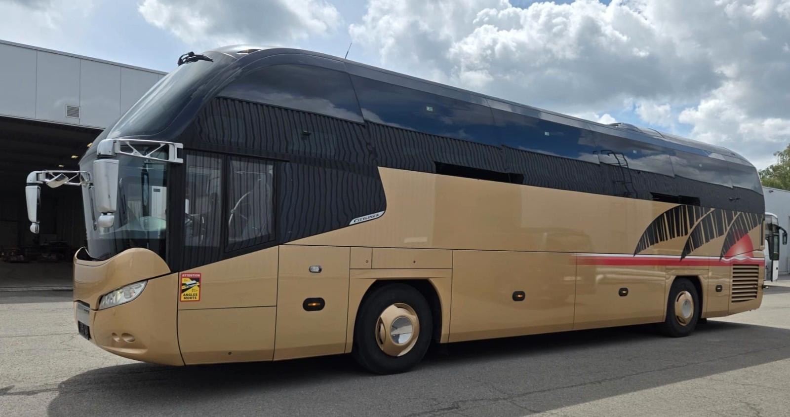 Neoplan N1216;515;SEHR SAUBER BUS; EURO-6;WIE NEU
