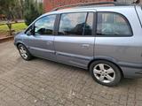 Opel Zafira mit TÜV wenig gelaufen  zu Ver... - gebrauchte Opel Zafira aus dem Jahr 2004