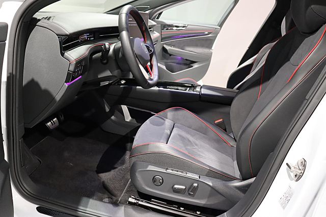 ID.7 Tourer GTX 4Motion AHK DCC Wärmepumpe Winte