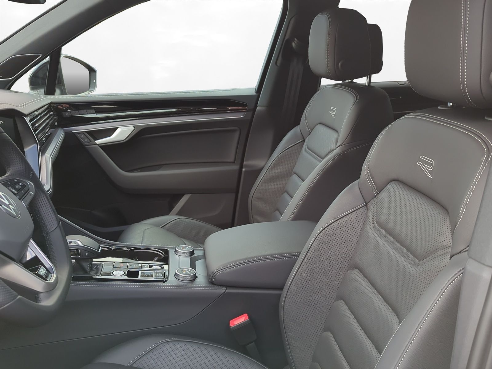 Volkswagen Touareg R-Line 3,0 l V6 TDI 4MOTION 286 PS | PAN imagem 2
