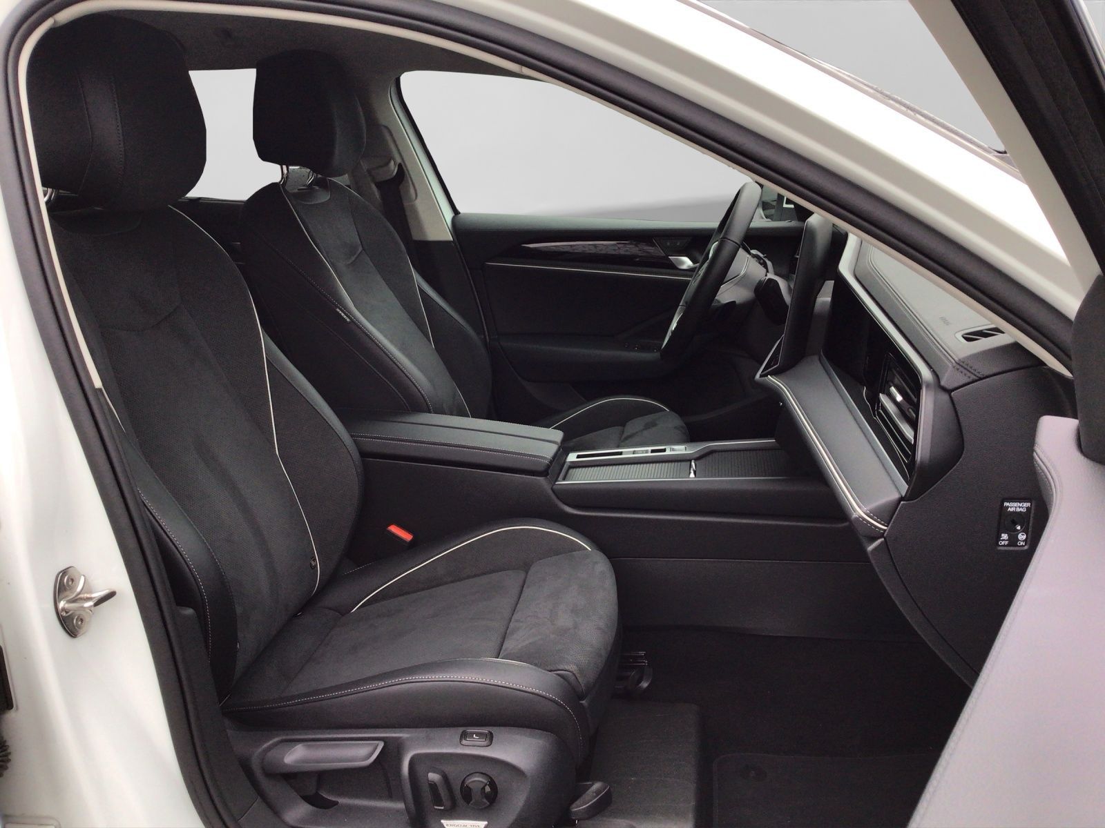 Volkswagen Passat Variant - Bild 4