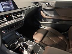 Fahrzeugabbildung BMW 218 Gran Coupé M Sport -- HeadUp/ACC/19LM