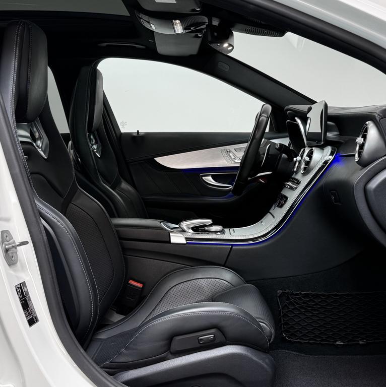 Mercedes-Benz C 63 AMG