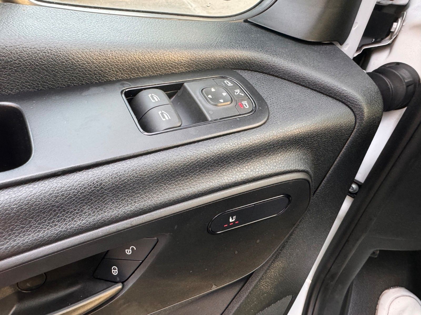 Fahrzeugabbildung Mercedes-Benz Sprinter 317 CDI 4325 9G Klima Kamera