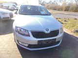 Skoda Octavia Combi Elegance1.6TDI DSG/AHK - Skoda Octavia: Elegance TDI