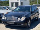 Mercedes-Benz E 240 T 2.6 V6 Classic 177PS Automatik Navi PDC