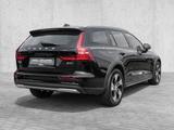 Volvo V60 Cross Country B4 AWD Plus LED - Volvo Gebrauchtwagen in Wolfsburg