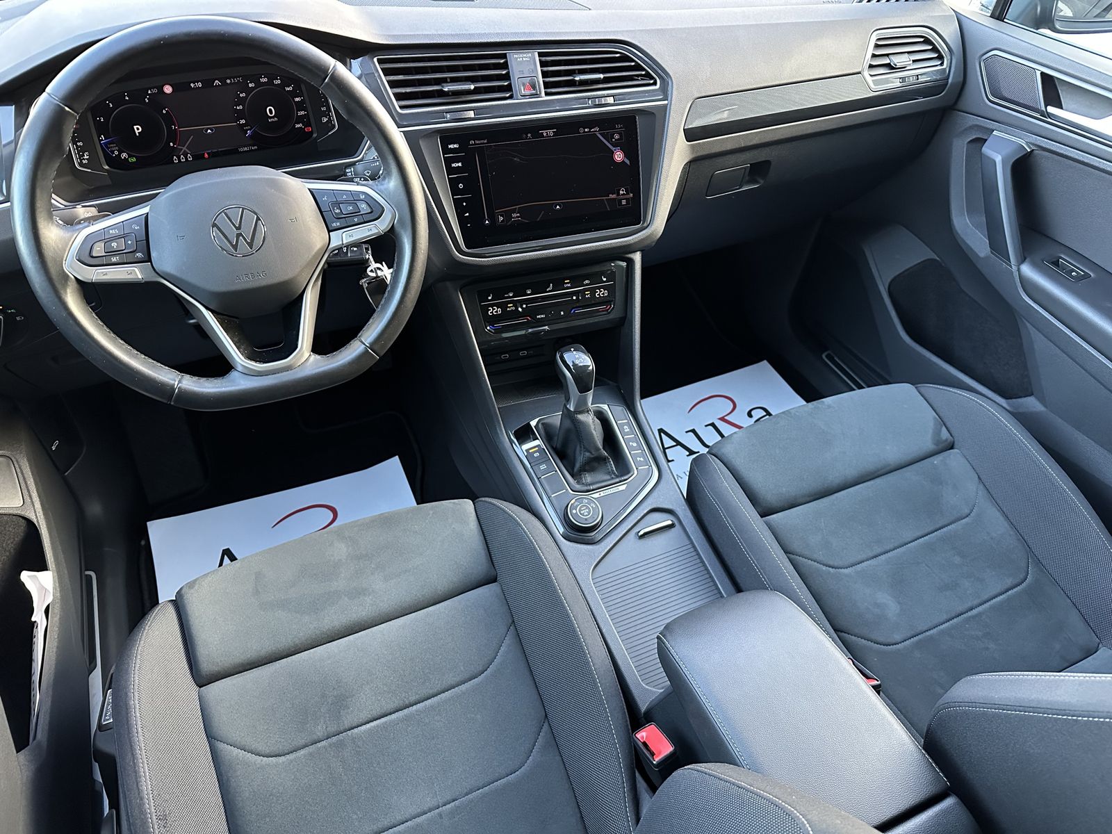 Fahrzeugabbildung Volkswagen Tiguan 2.0 TSI Elegance 4M NAV+LED+KAMERA+19ZOLL