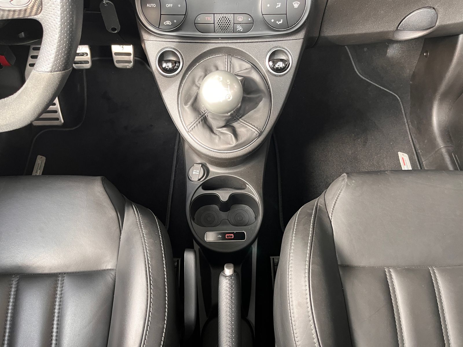 Fahrzeugabbildung Abarth 595C Competizione XENON NAVI ALU
