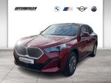 BMW iX2 eDrive20 DAB LED Pano.Dach Komfortzg. AHK - rote BMW iX2