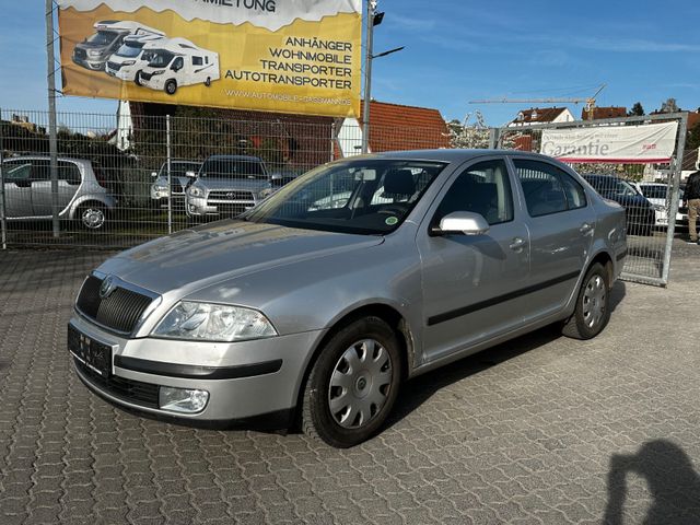 Skoda Octavia Lim. 1.6i Media*Navi*Apps AHK Klimaauto.