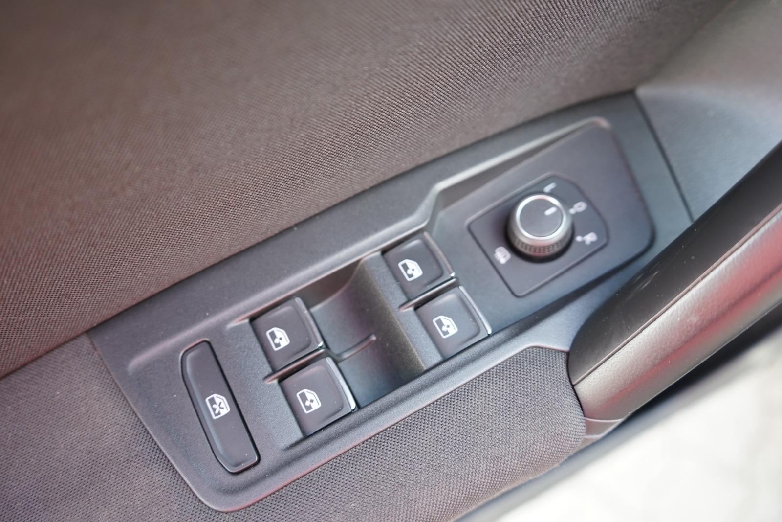 Volkswagen Tiguan 1.5 TSI Active LED Navi ACC Android Apple, миниатюра 25