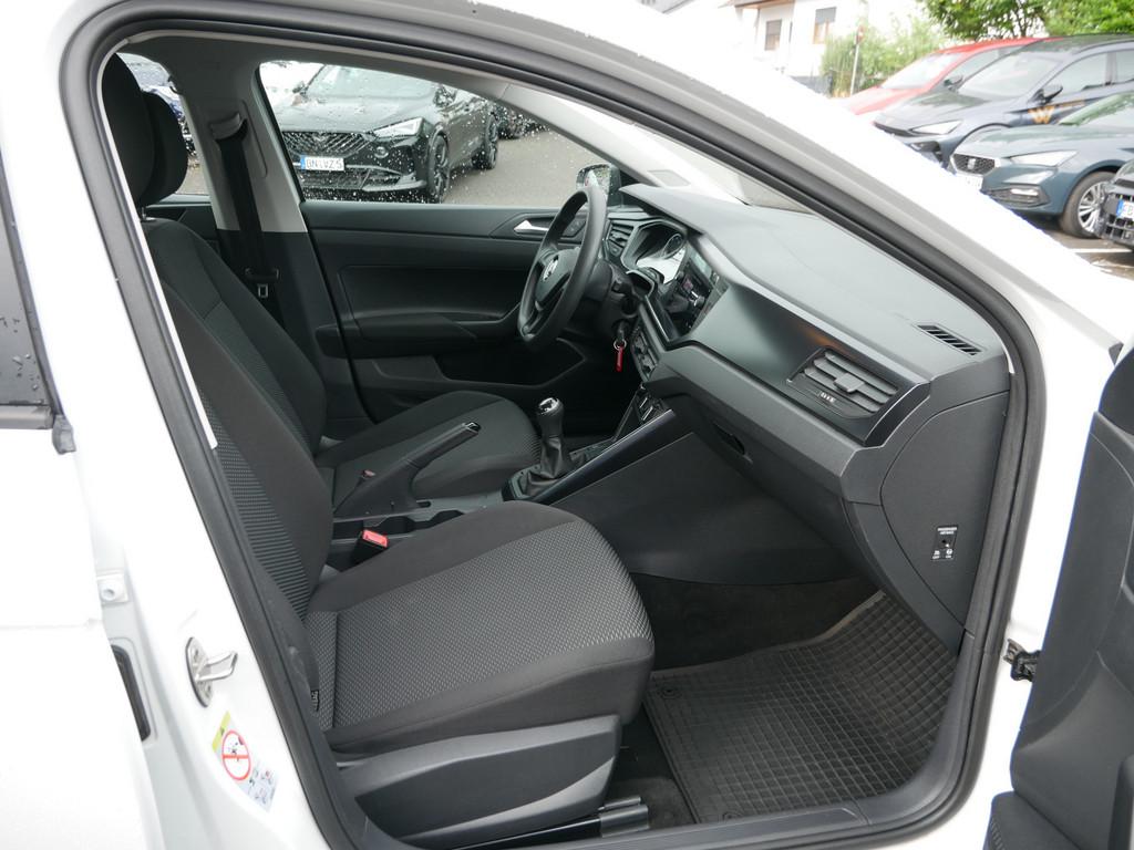 Volkswagen Polo 1.0 Trendline KLIMA NAVI