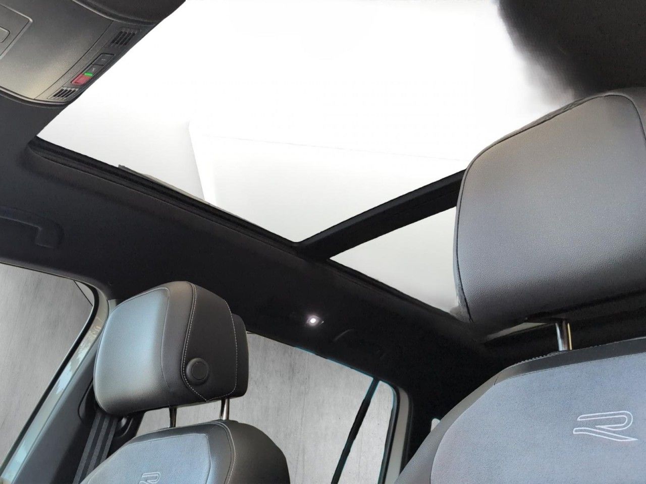 Tiguan R-Line 1.5 TSI DSG Klima Navi