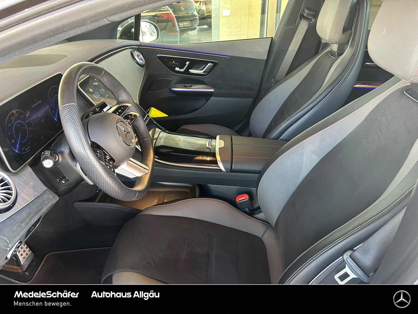 Mercedes-Benz EQE 300 AMG Night 21" D-Light AIRMATIC PanoSD foto 13