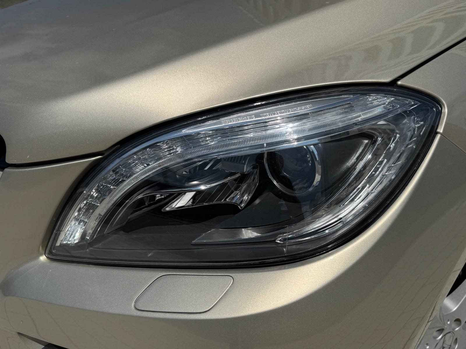 Mercedes-Benz ML 350 CDI BlueTec *AHK*RÜCKFAHRK*ELEKTRSITZ*