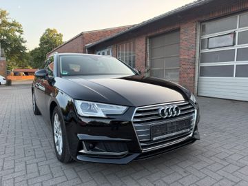 Audi A4 - 1