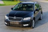 Skoda Octavia 1.6 TDI 4x4*KOMBI*SHZ*REIFEN NEU*AHK*TÜV - Skoda Octavia mit Diesel-Antrieb: Allradantrieb, Kombi, 1.6