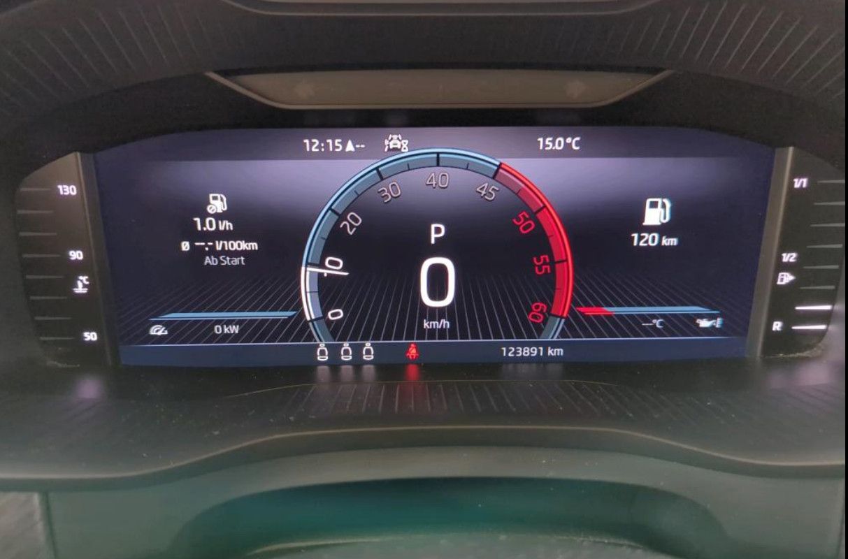 Fahrzeugabbildung SKODA Kodiaq 4x4 2.0d AT7 LED+/NAVI/MEMO/SHZ/AHK/8Fa