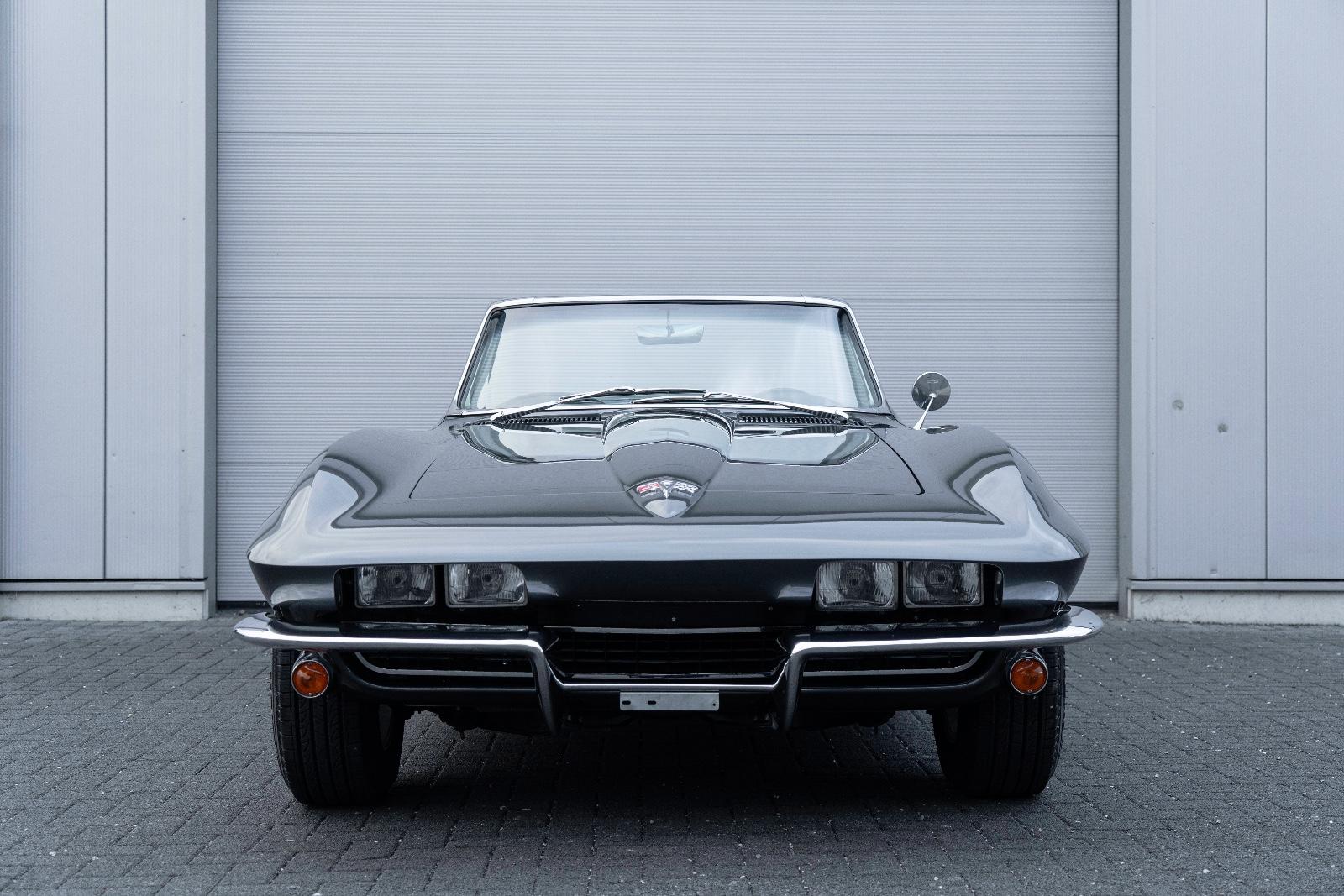 Corvette C2 Sting Ray 327cui Vollrestauriert Zustand 1-