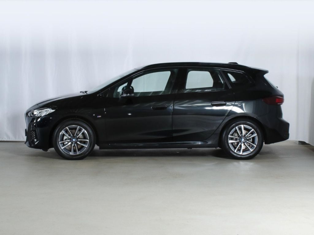 BMW 218 Active Tourer i AT M Sport Kamera Sportsitz imagem 3