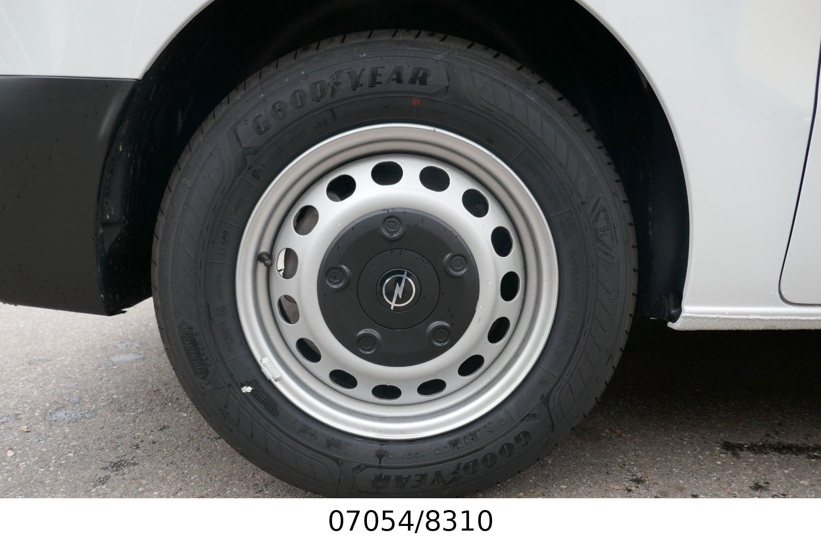 Fahrzeugabbildung Opel Vivaro Kasten Edition M