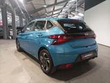Hyundai i20 1.0 T-GDI Trend MHD ParkPilot|Sitzhz|Kamera - Hyundai i20 Gebrauchtwagen in München