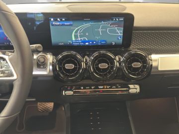 Mercedes GLB 200 - 9