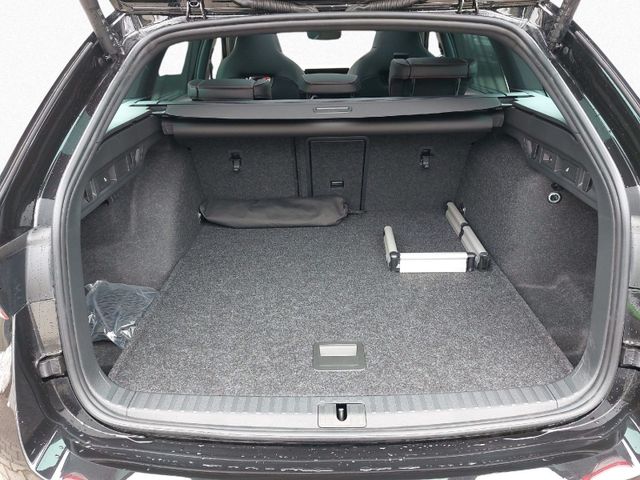 Octavia Combi RS 2.0TSI 195KW 360°+PANO+LED+HUD