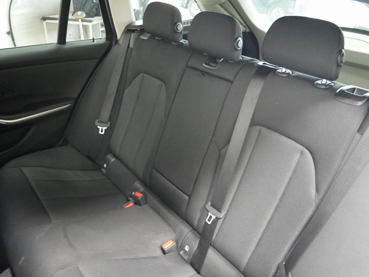 Fahrzeugabbildung BMW 318d |Komfortzugang |Parking Assistant |Sitzheiz