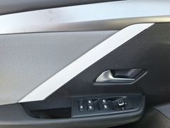 Fahrzeugabbildung Opel Astra L Edition Plug-in-Hybrid Navi, RFK, AGR