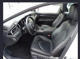 Toyota Camry 2,5-l-VVT-i Hybrid Luxury Auto Luxury - Toyota Camry: Limousine