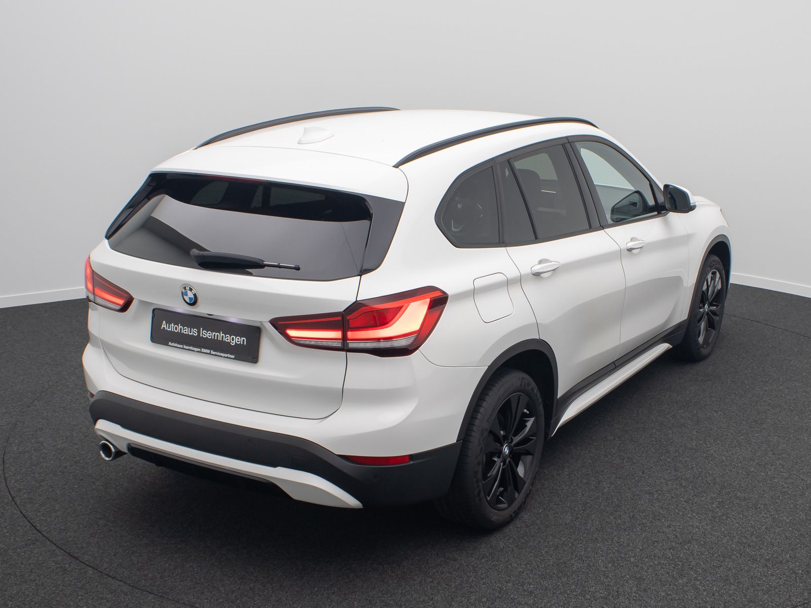 Fahrzeugabbildung BMW X1 sD18i Sport Line DAB Kamera DriveAssis 18Zoll