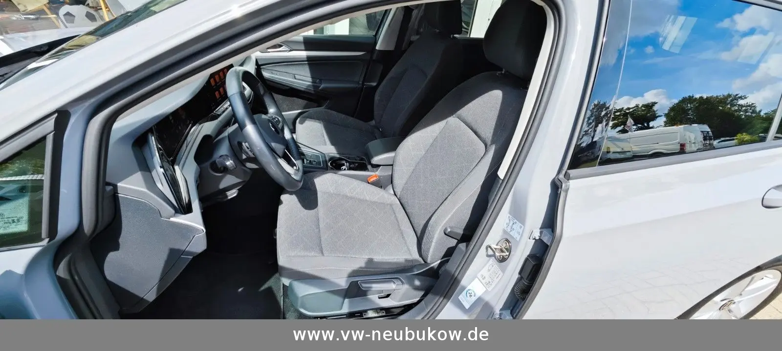 Volkswagen Golf VIII Variant Life/PANO-DACH/STDHZG/LED/NAVI, миниатюра 15