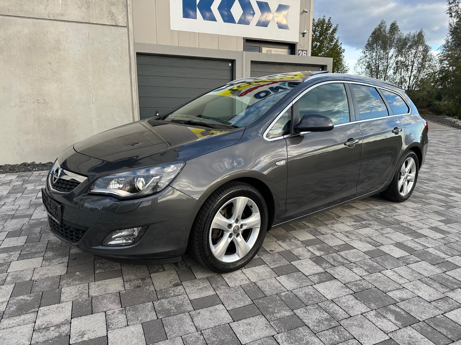 Opel Astra 2011 — engine 1.956 cm³, 165 HP (121kW)