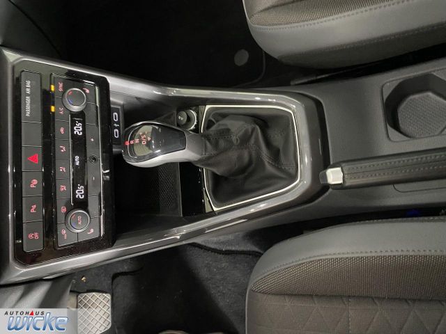 T-Cross 1.0 TSI DSG Style NAVI KLIMA LED PDC LAN