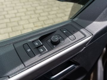 Volkswagen T6 Multivan - 11