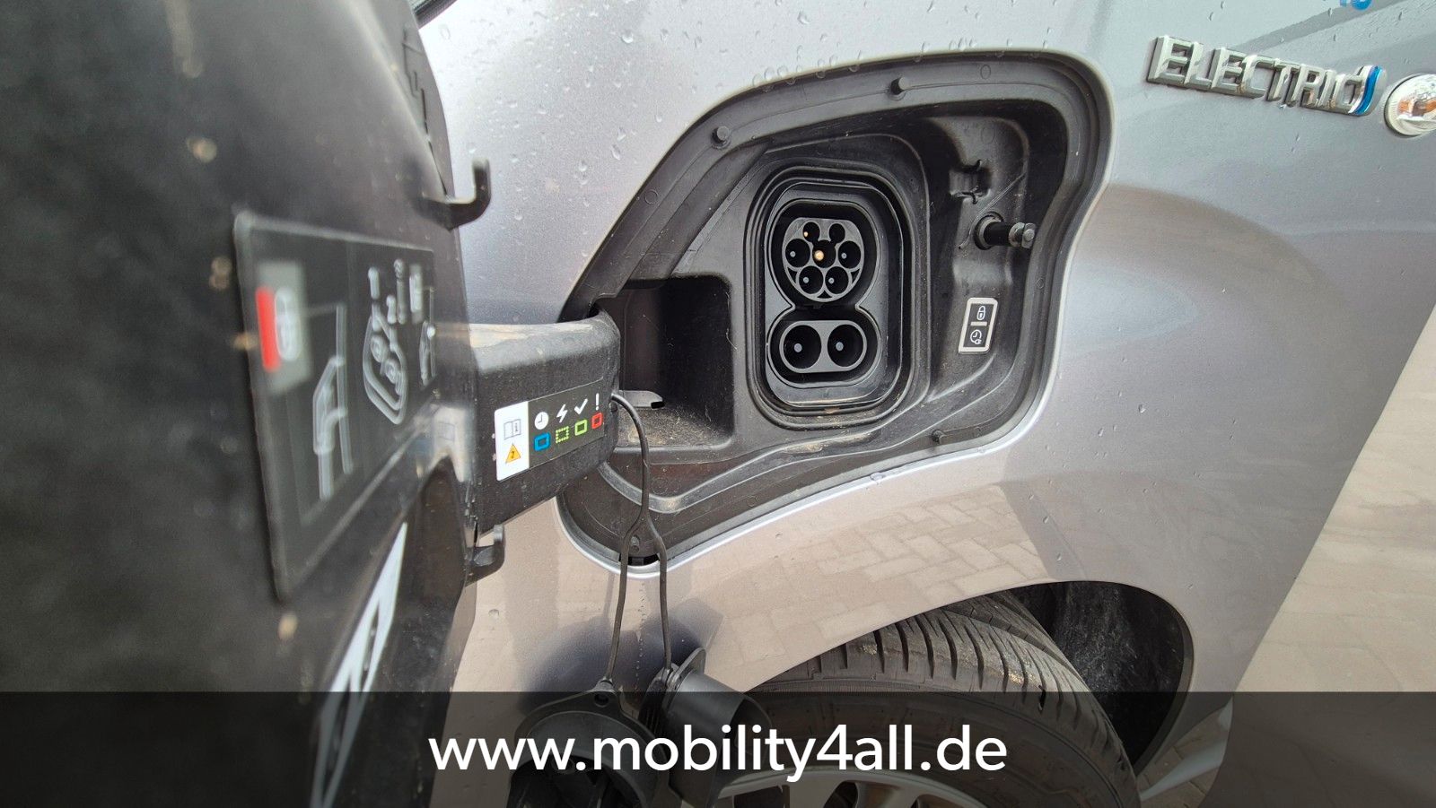 Toyota Rollstuhltransporter L2 ProAce Full-Electric imagem 2