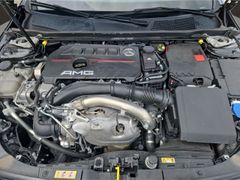 MERCEDES-BENZ CLA 35 AMG Shooting Brake 4Matic MULTIBEAM El. P