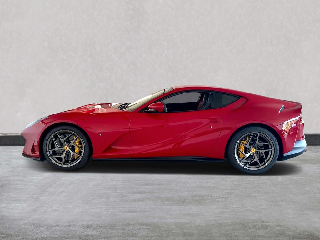 Ferrari 812
