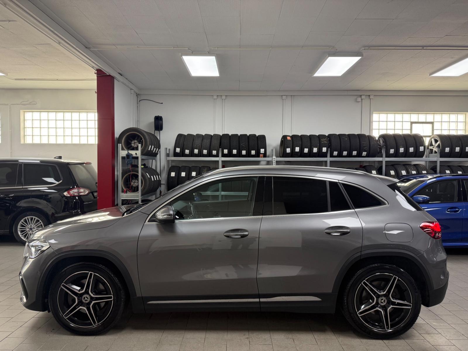 Mercedes-Benz GLA 220 d*AMG-LINE*AHK*MBUX*19 ZOLL*PARK-ASSIST*