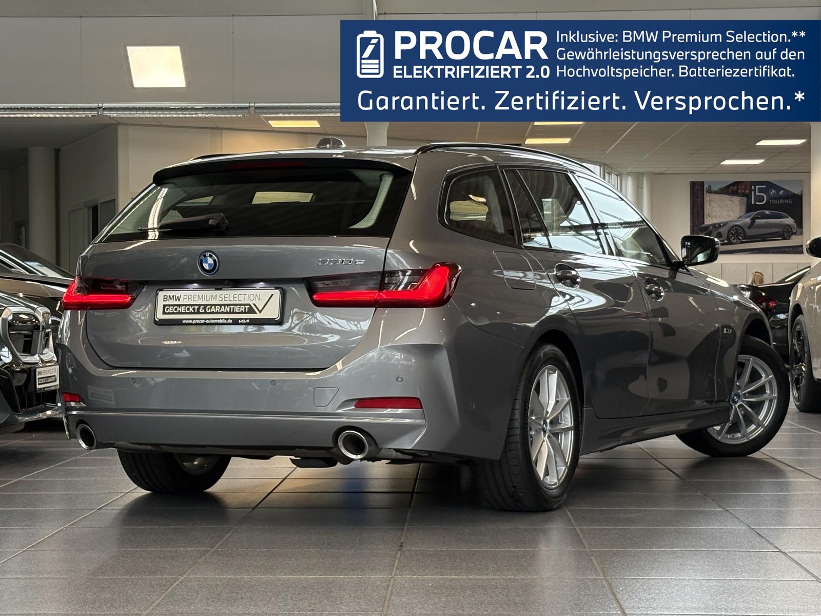 BMW 330e Touring DA Prof ACC PA+ HuD AdapLED HiFi