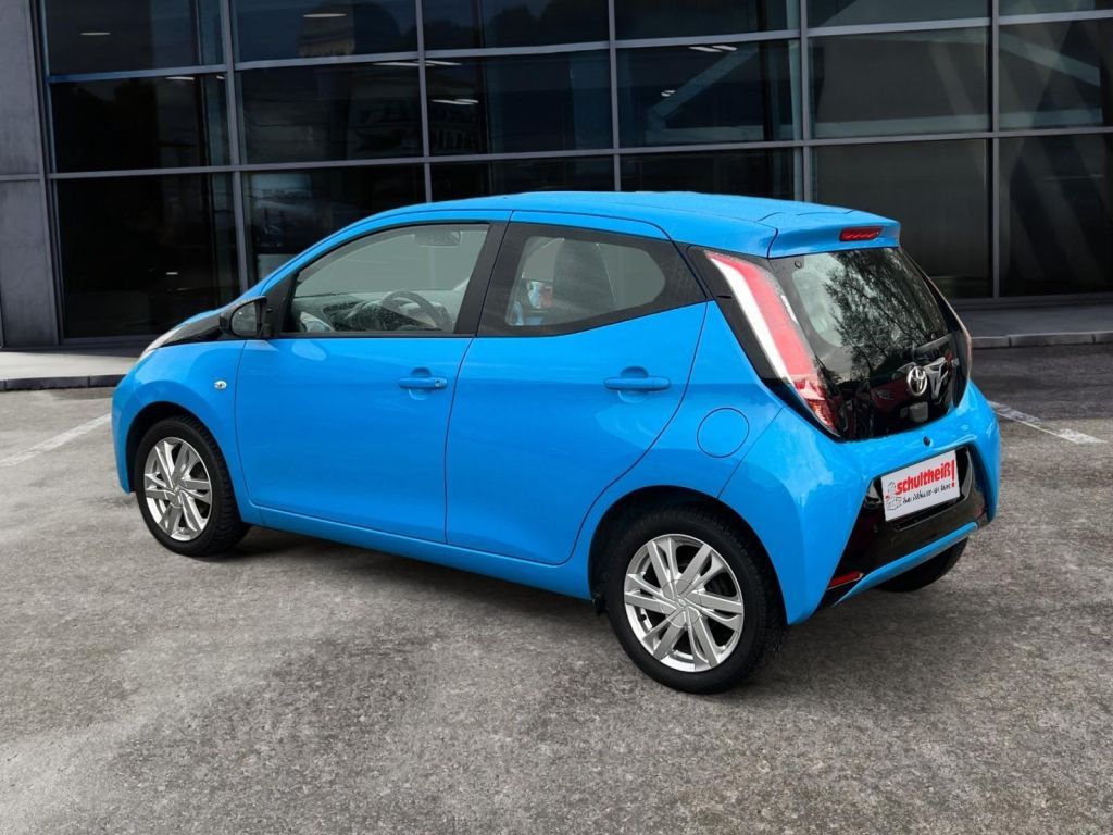 Fahrzeugabbildung Toyota Aygo x-cite