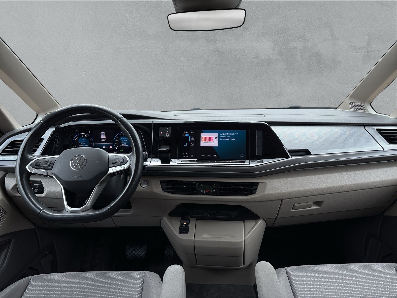 Fahrzeugabbildung Volkswagen Multivan 1.4 TSI eHybrid LR DSG AHK RFK App-Conn