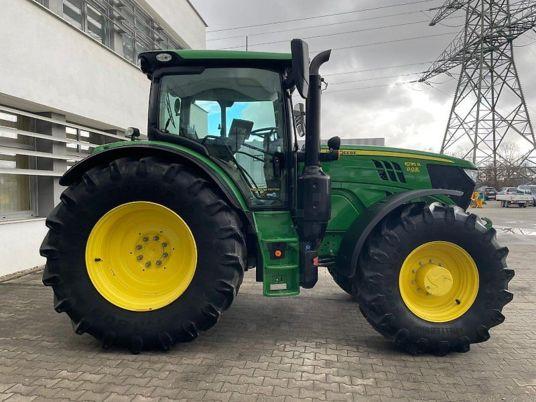 John Deere 6135 R