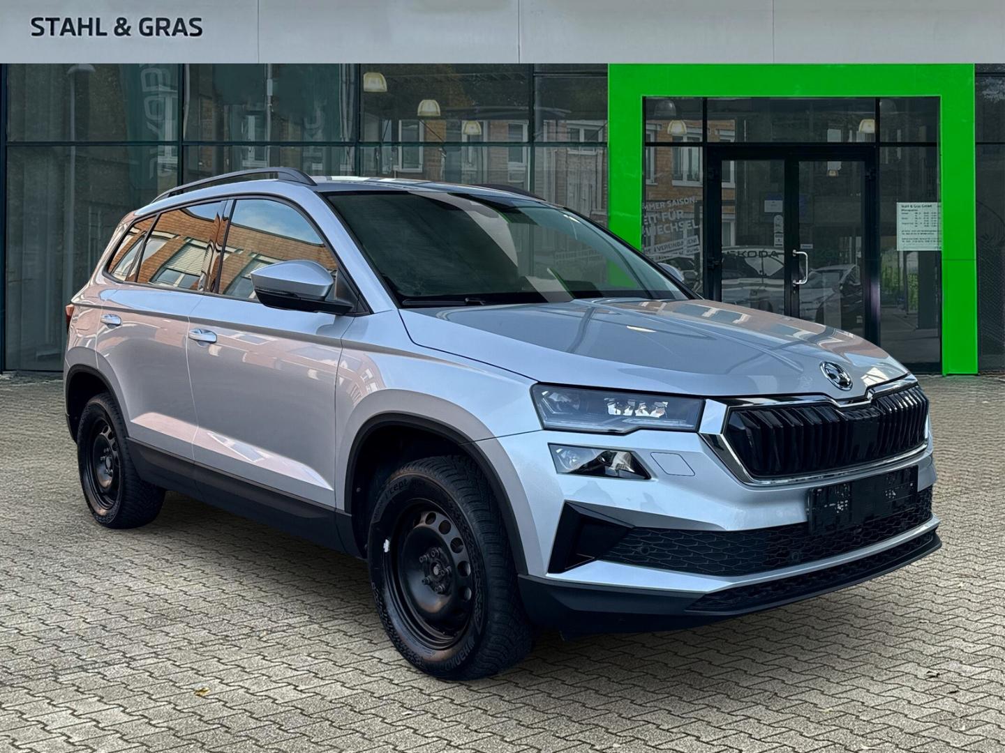 Skoda Karoq Style 1.5 TSI Navi Memory Sitze LED Blendf